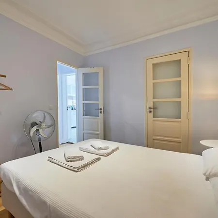 Aesthetic Riverview In Historical 公寓 *